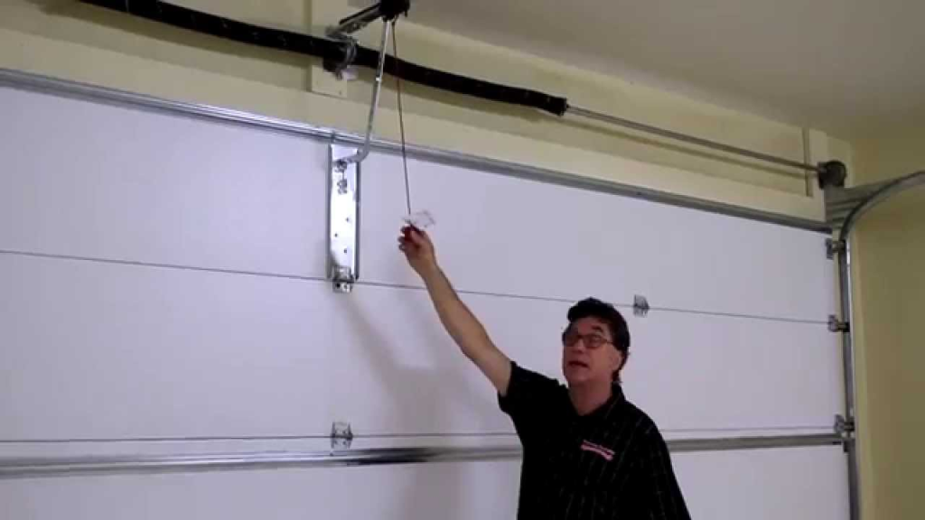 Garage door repair Sugar Land TX